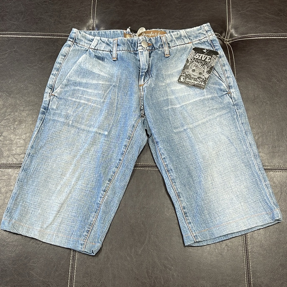 (21) 5ive Jungle & Co Women's Jean Shorts